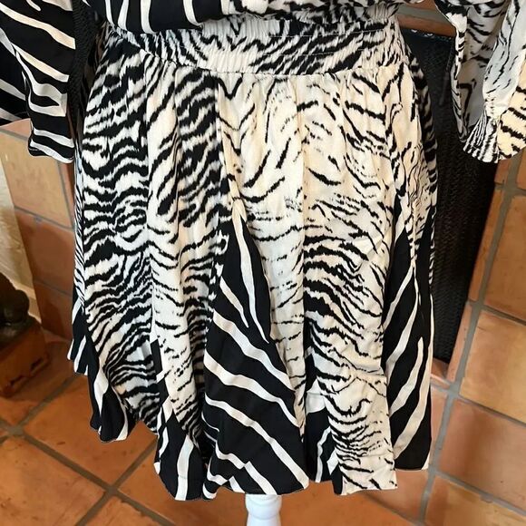 Nocturne Zebra Print Mini Dress, S/6-36 EU! - Picture 8 of 11
